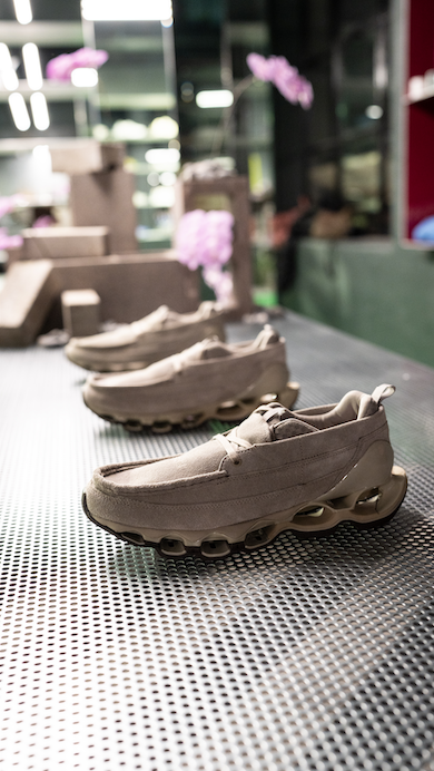 MIZUNO WAVE PROPHECY MOC, Mizuno Wave Prophecy Moc &#8211; Up There Store Launch