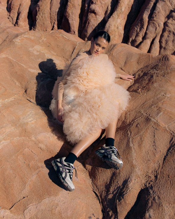 FINESSE ASICS GEL-CUMULUS™, FINESSE x ASICS GEL-CUMULUS™ 16 &#8216;Desert Rose&#8217;