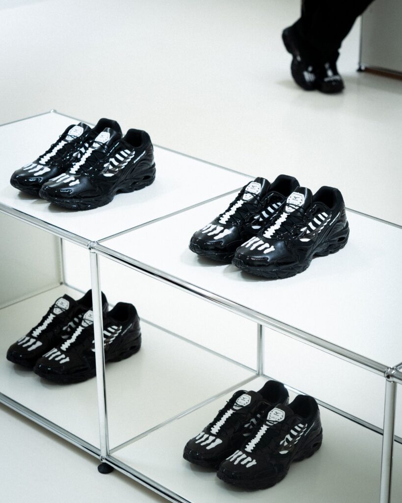 SBTG x Mizuno Wave, SBTG x Mizuno Wave Rider 10 “Bones”