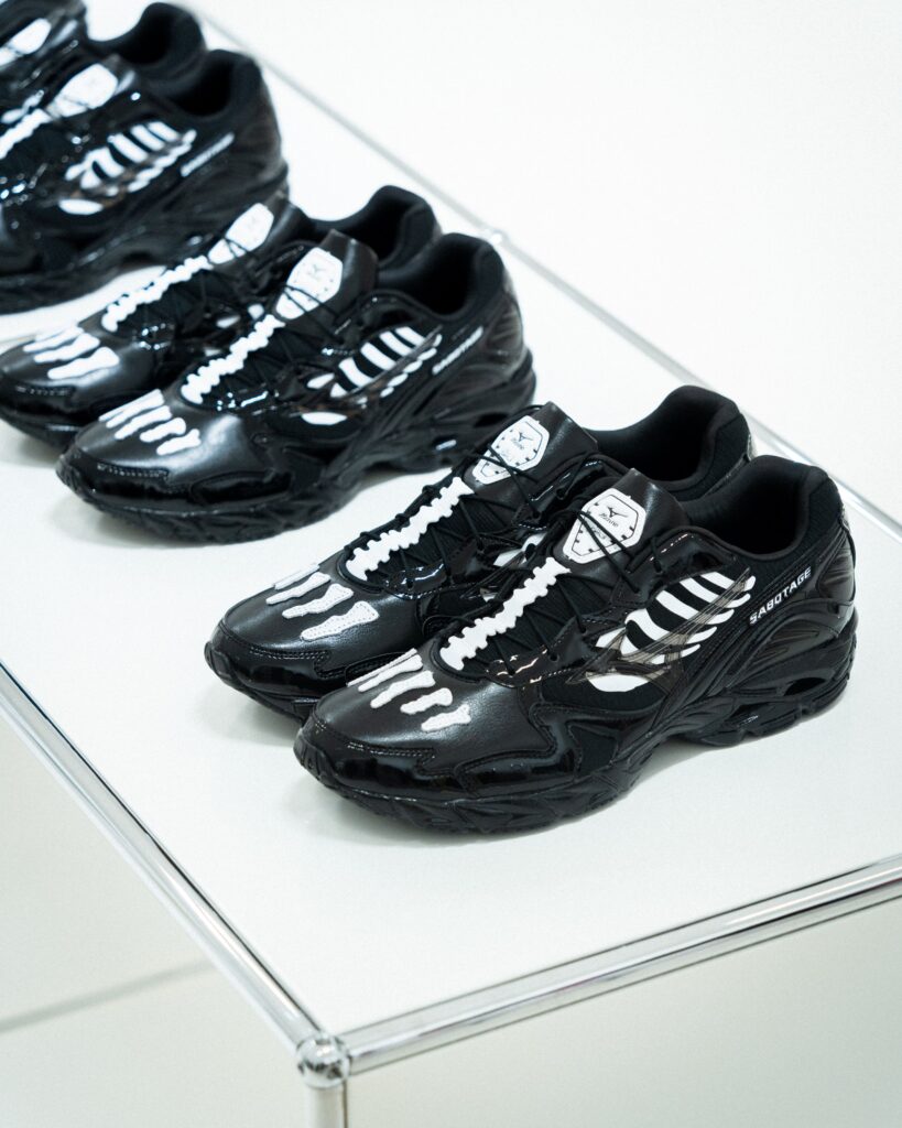 SBTG x Mizuno Wave, SBTG x Mizuno Wave Rider 10 “Bones”