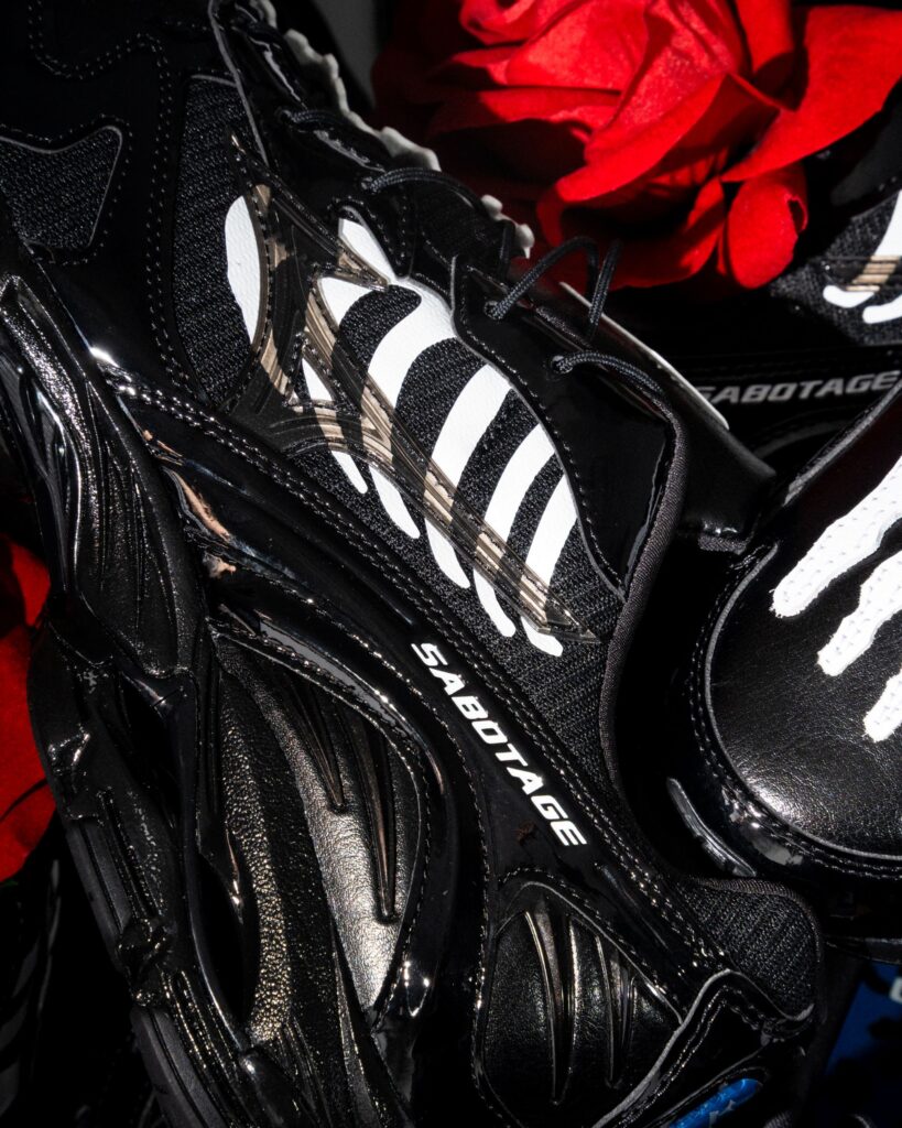 SBTG x Mizuno Wave, SBTG x Mizuno Wave Rider 10 “Bones”