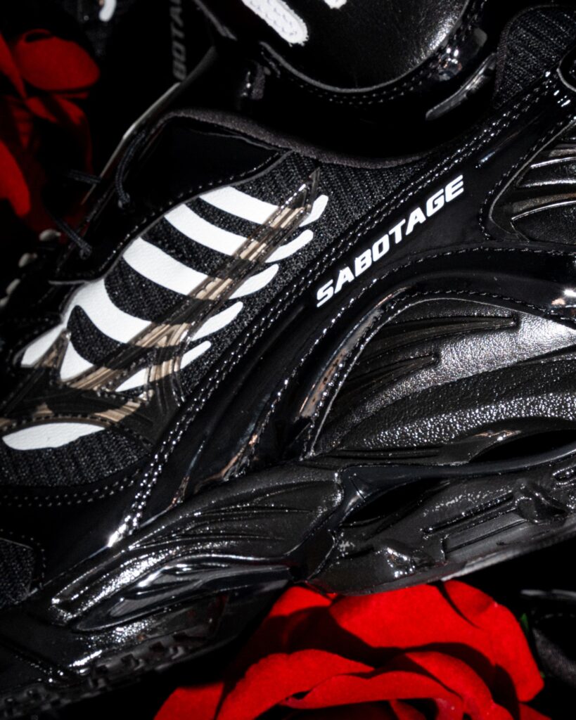 SBTG x Mizuno Wave, SBTG x Mizuno Wave Rider 10 “Bones”