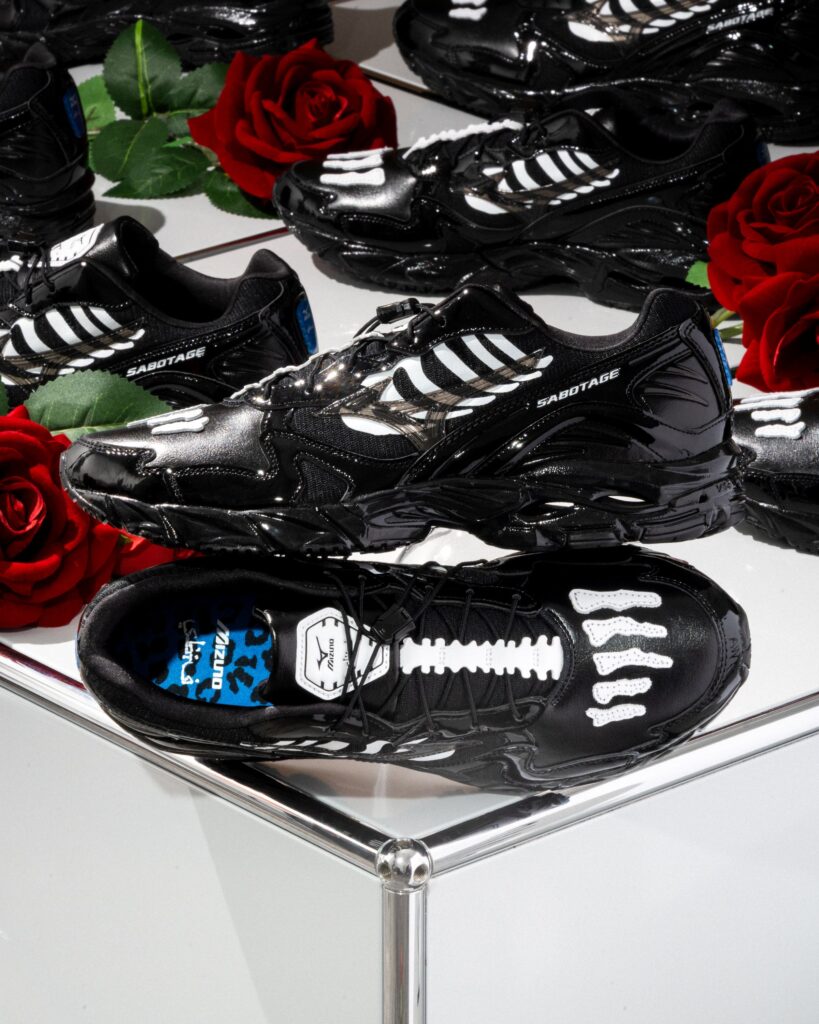 SBTG x Mizuno Wave, SBTG x Mizuno Wave Rider 10 “Bones”