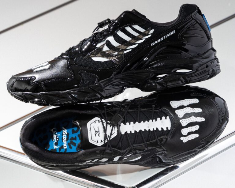 SBTG x Mizuno Wave Rider 10 “Bones”