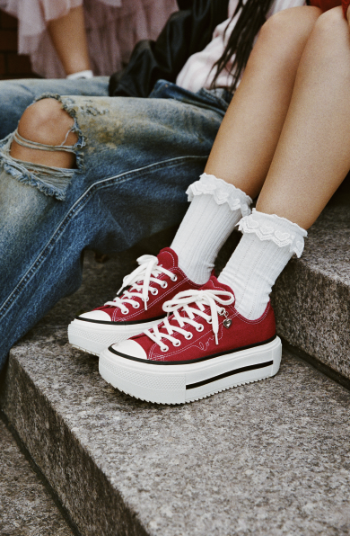 Converse Chucks in Love, Converse Chucks in Love