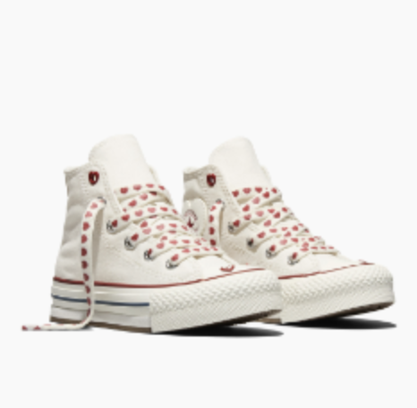 Converse Chucks in Love, Converse Chucks in Love