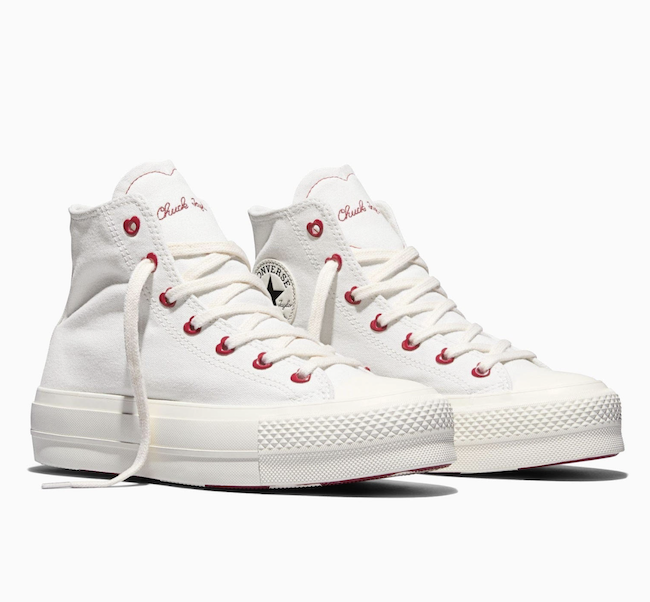 Converse Chucks in Love, Converse Chucks in Love