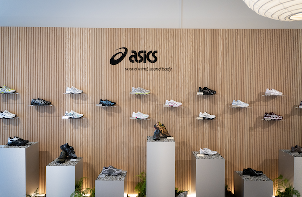 ASICS SportStyle Melbourne Pop-Up, ASICS SportStyle Melbourne Pop-Up